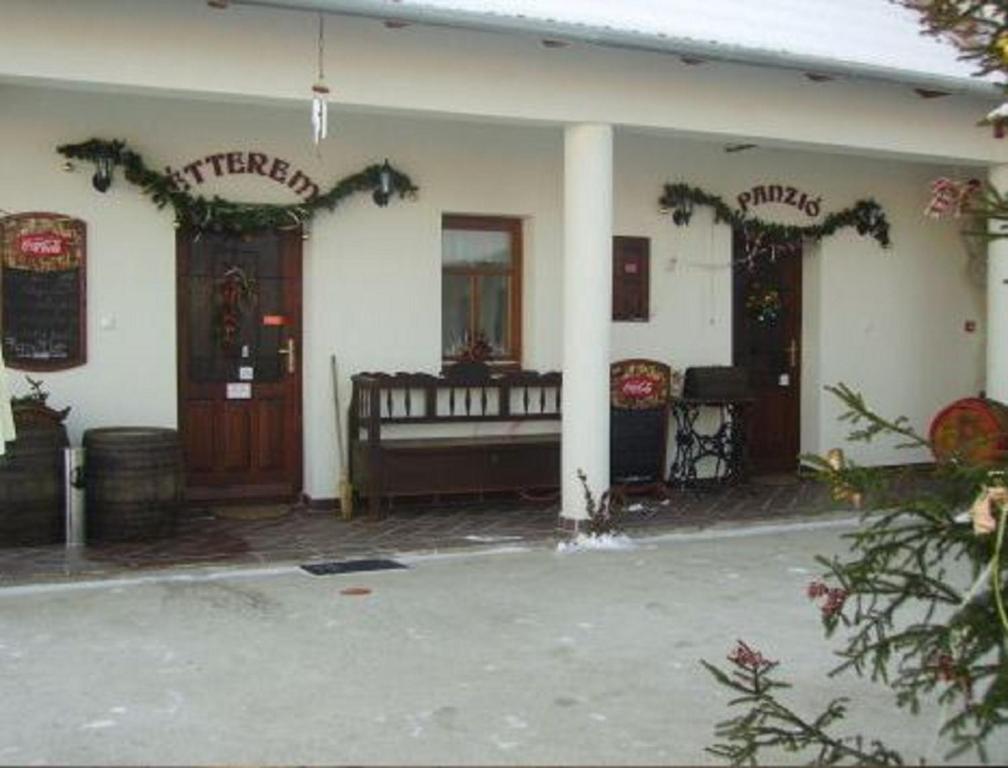 Benyei Fogado Panzio Es Etterem Bed & Breakfast Erdőbénye Dış mekan fotoğraf